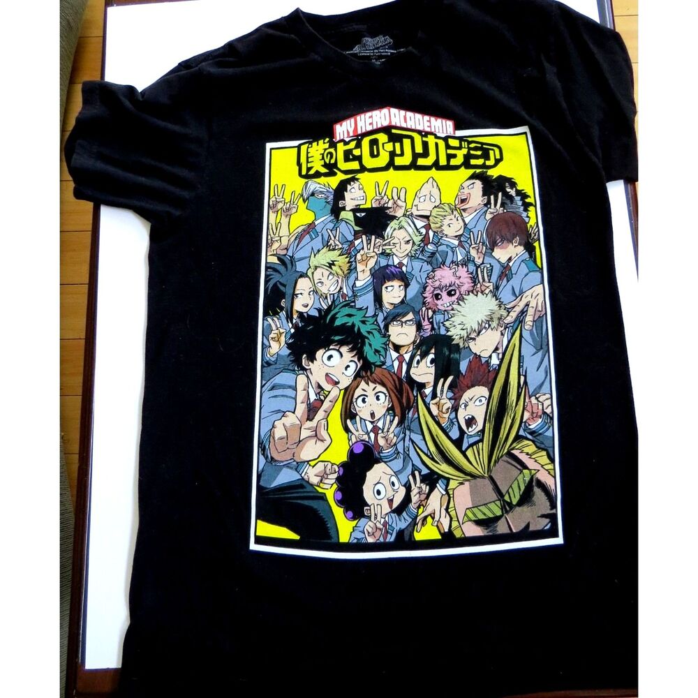 My Hero Academia Men's T shirt   Medium  EUC
